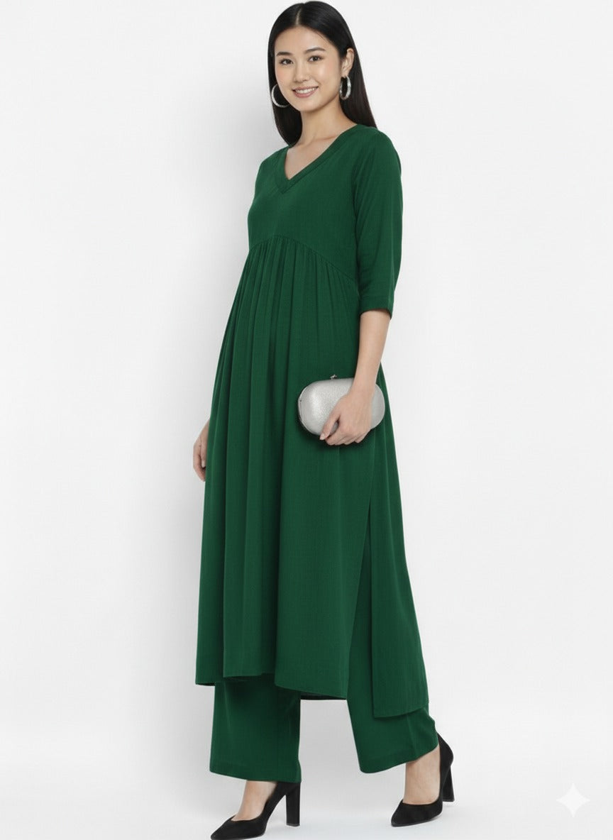 Beautifulll Darkish Green Stylish Cambric Cotton V-Neck Kurta Set With Silver Stitch Lines Paired With Comfortable Pants